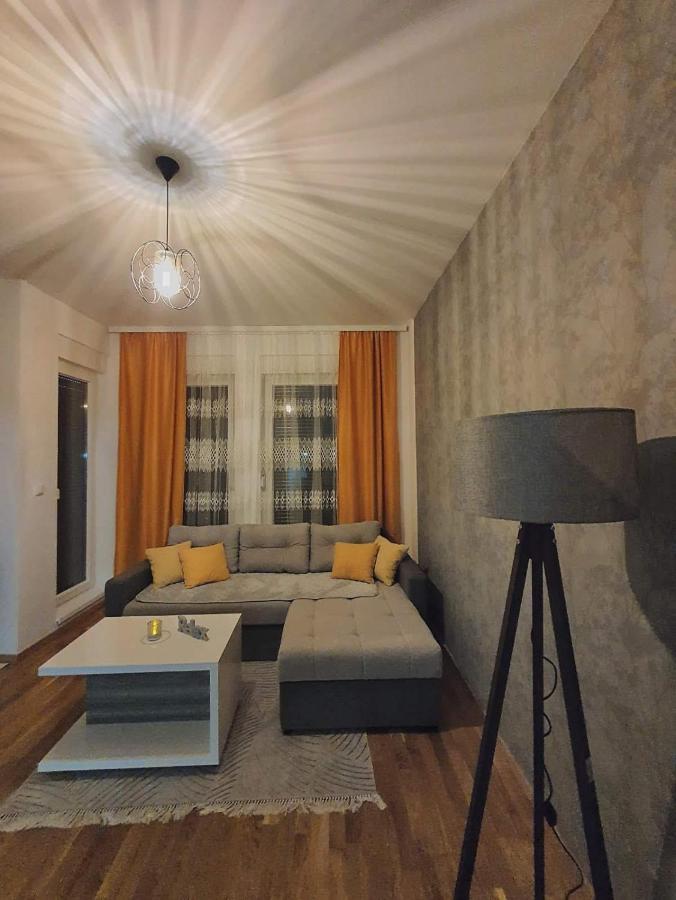 Zara 1 Apartman Bijeljina Eksteriør bilde